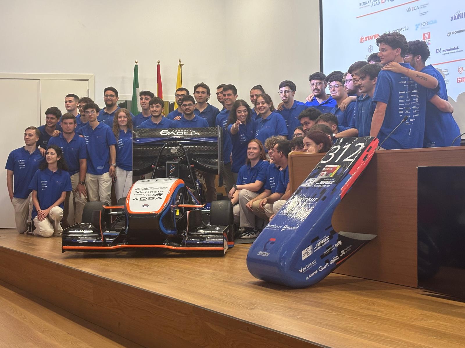 DSA Grupo en la presentación del nuevo Fórmula Gades G24EVO